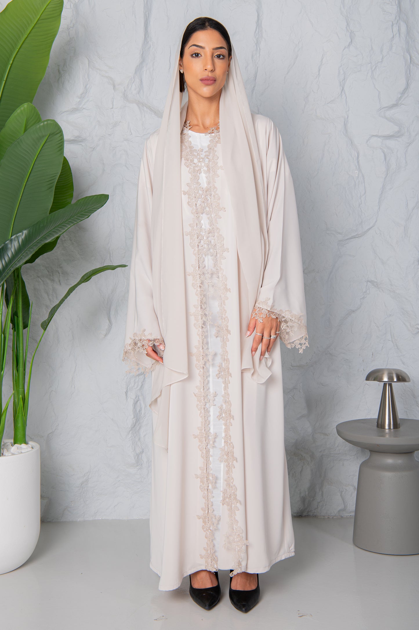 Mira Abaya- Classic Ivory