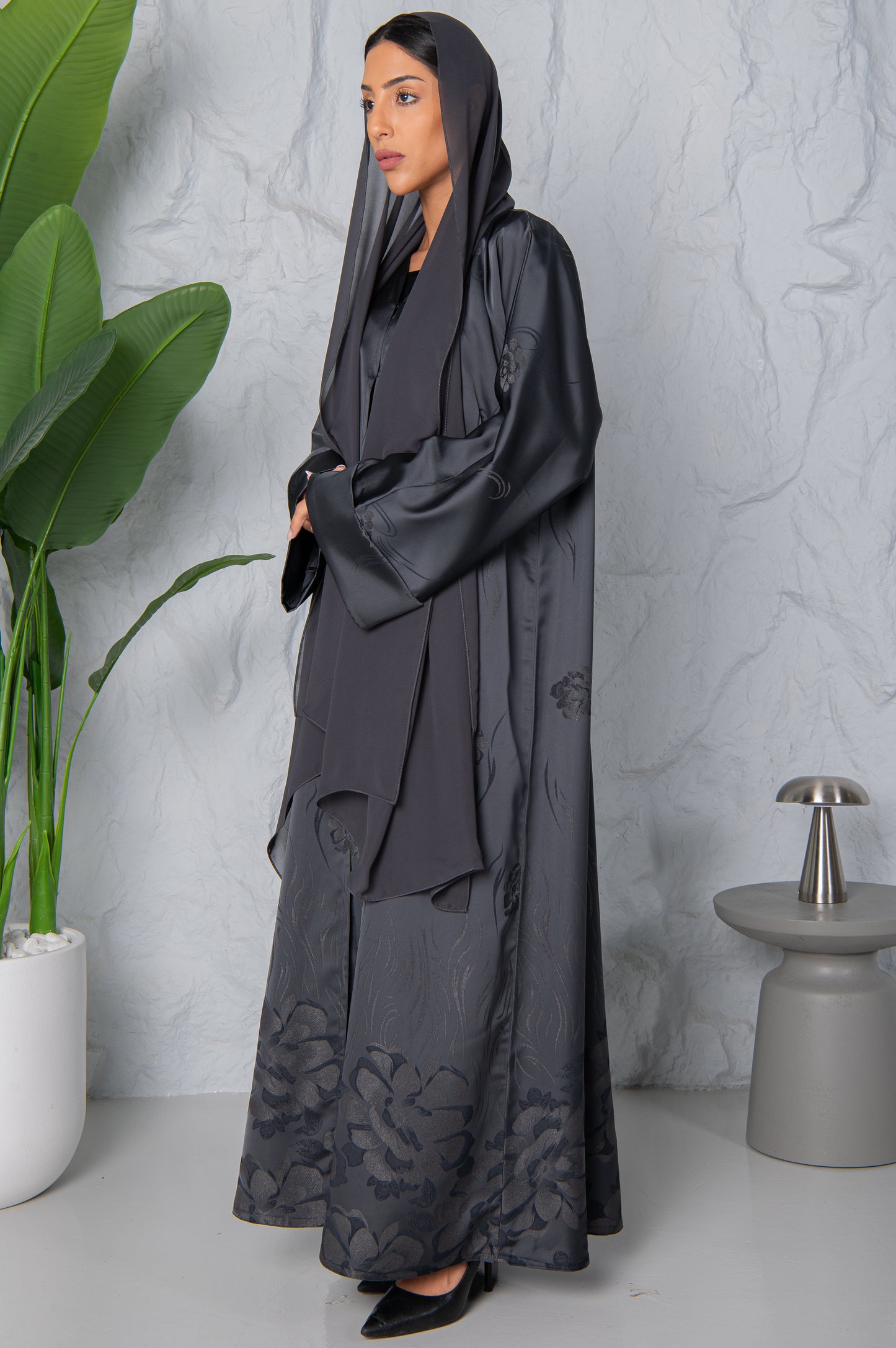Zahi Abaya- Grey