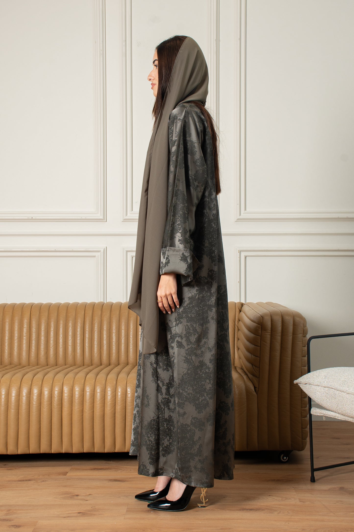Midnight Petal Abaya- Grey